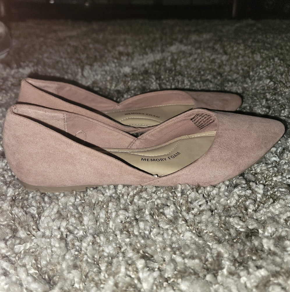 Pink flats